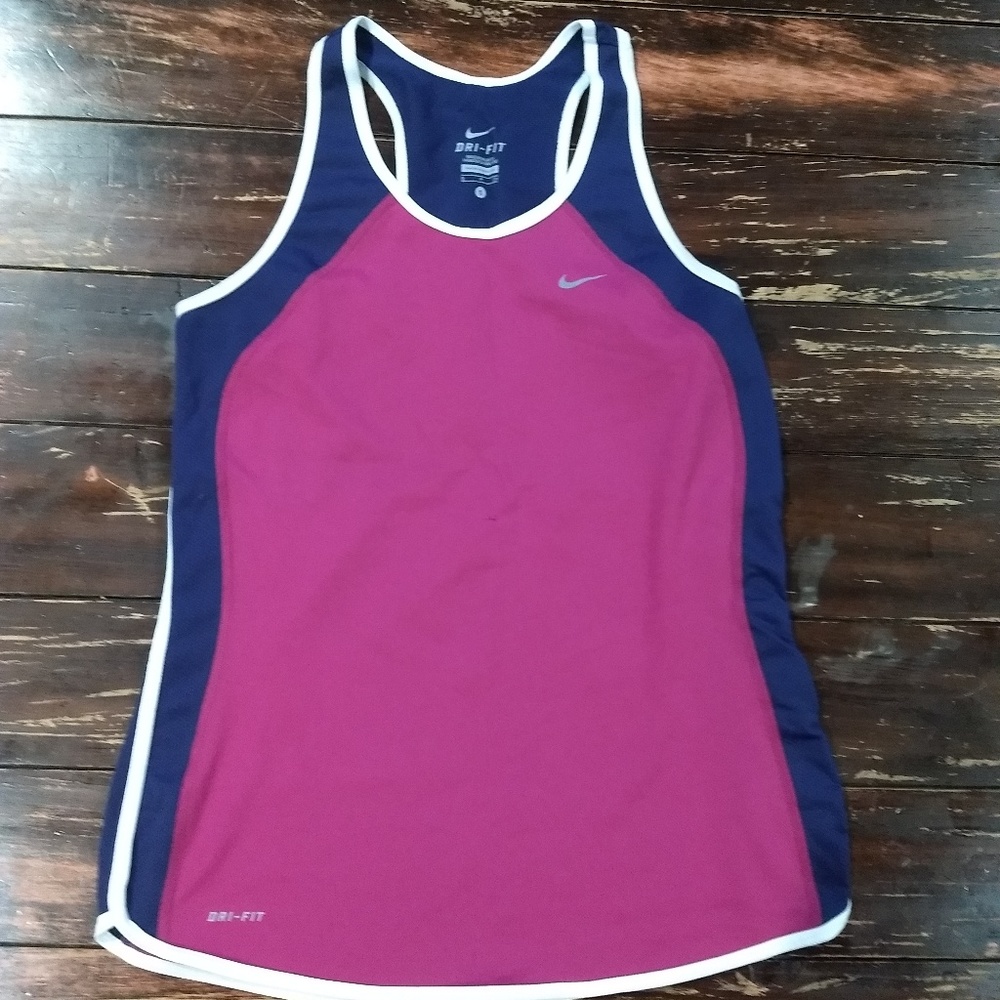 Nike tank.